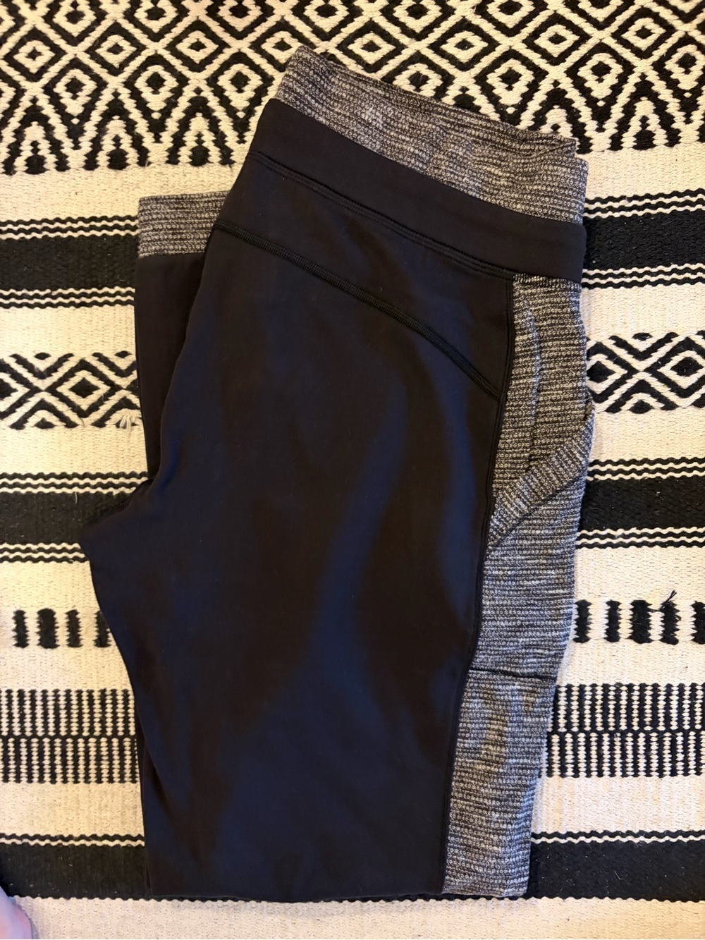 lululemon athletica Black Leggings with Heathered Gray Panels